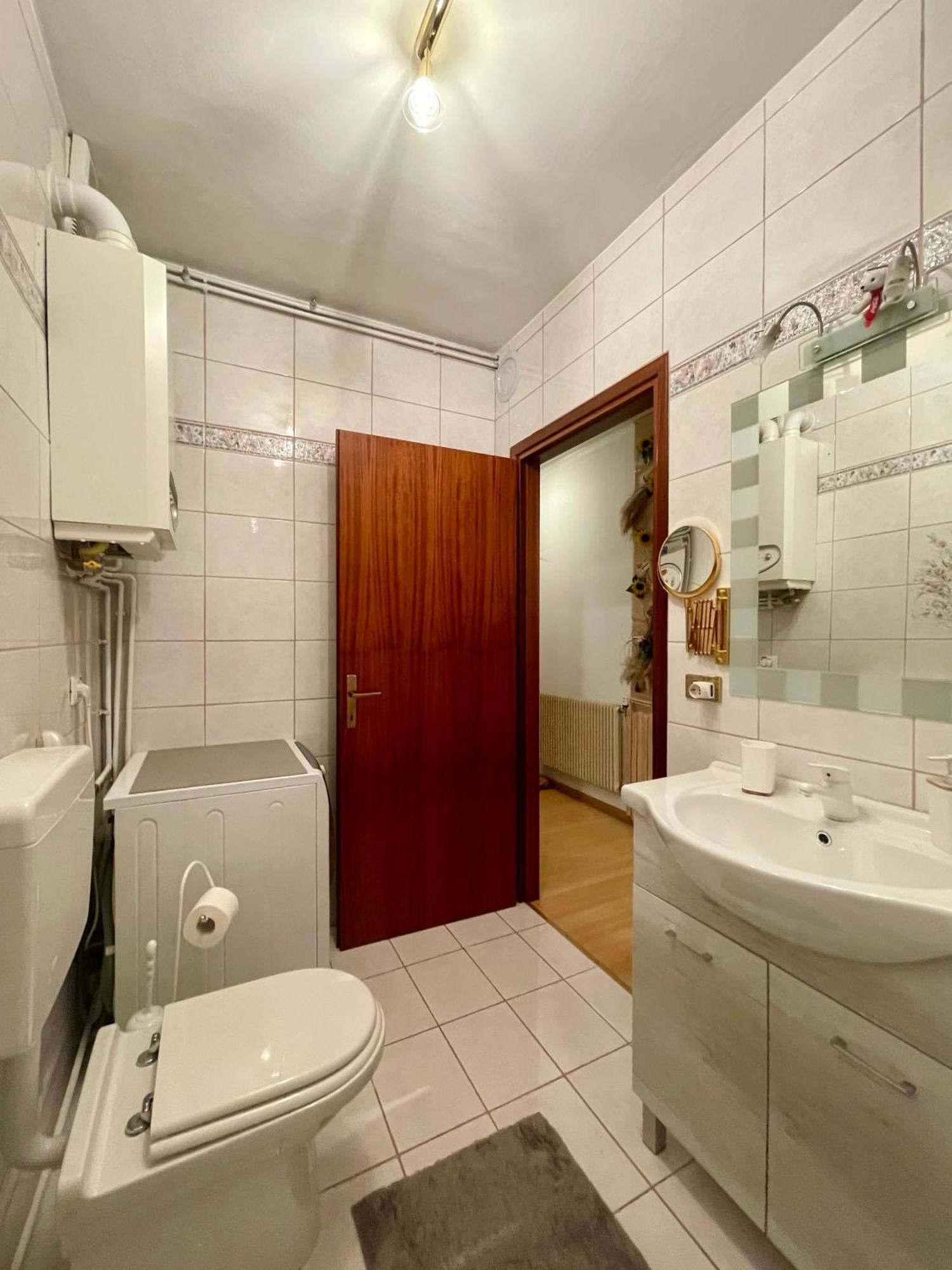 Alessandra Tarvisio Ngoại thất bức ảnh